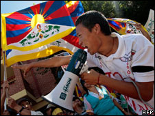 Pro-Tibet protesters